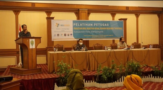 Pelatihan petugas Regsosek yang akan melakukan pendataan di 20 kecamatan se-Kukar. (Istimewa)