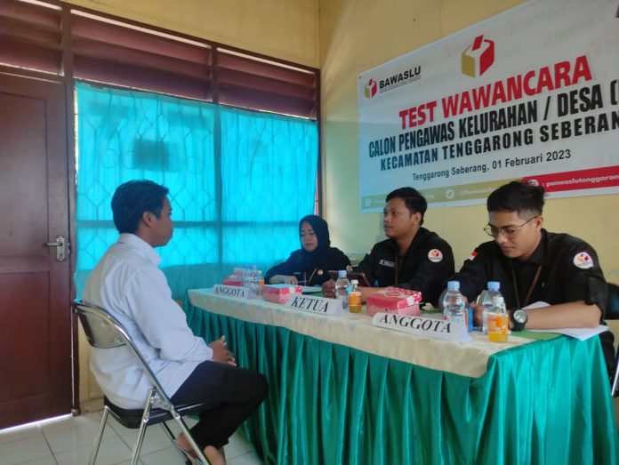 Tahapan tes wawancara PKD di Kecamatan Tenggarong Seberang. (Ady/Radar Kukar)