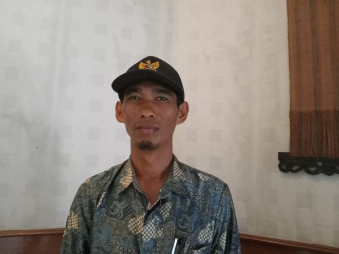 Kades Jonggon Jaya, Muhammad Kholil. (Ady/Radar Kukar)