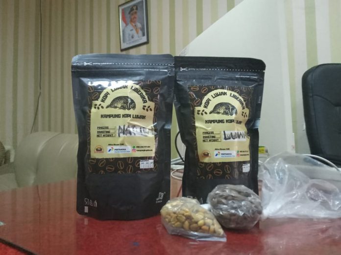 Produk kopi luwak bubuk dari Kampung Kopi Luwak, Desa Perangat Baru. (Ady/Radar Kukar)