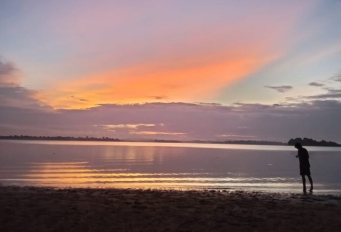 Pemandangan di salah satu Nusa, dari Danau 10 Nusa, Desa Muara Wis. (Ady/Radar Kukar)