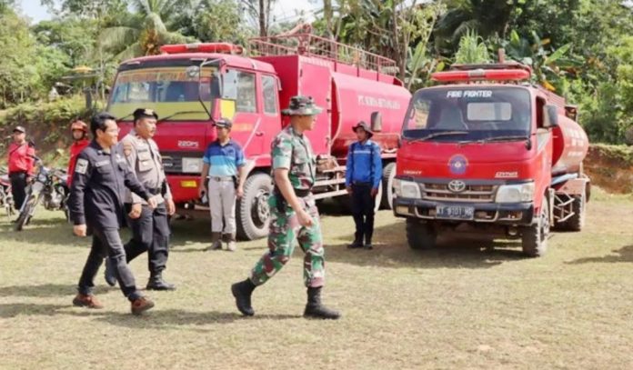 Apel kesiapsiagaan karhutla di Desa Sabintulung, Muara Kaman. (Prokom Kukar)