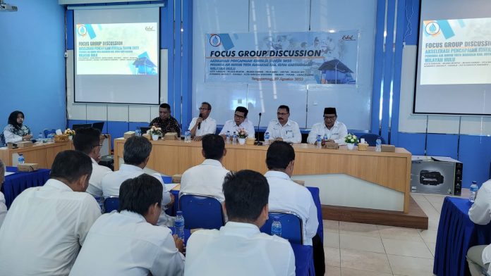 Suasana FGD yang digelar di Kantor Pusat Perumda Air Minum Tirta Mahakam. (Istimewa)