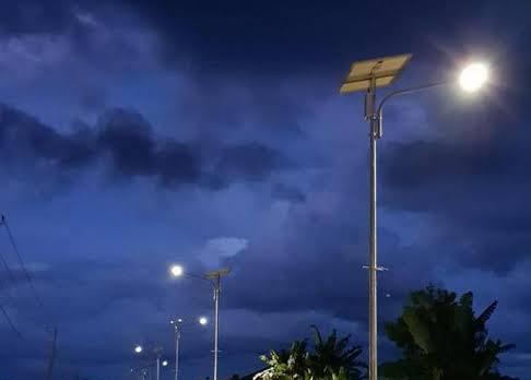 Lampu Penerangan Jalan di Desa Tanjung Batu, Kukar. (Istimewa)