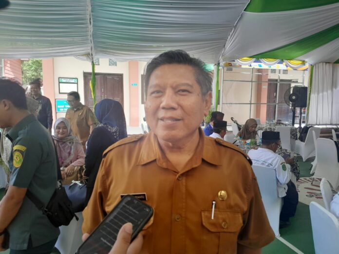 Kepala Disdukcapil Kukar, Muhammad Iryanto.  (Ady/Radarkukar)