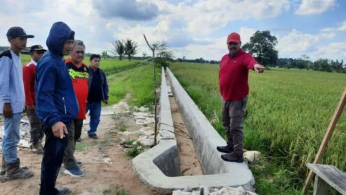 Ilustrasi saluran irigasi yang tengah diupayakan oleh Pemdes Segihan (Istimewa)