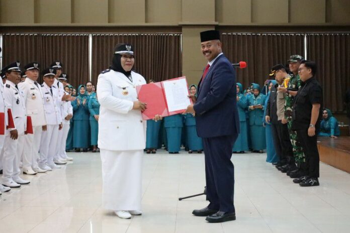 Suasana pengukuhan 193 Kades di Kukar. (Istimewa)