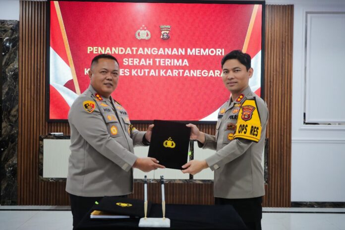 Suasana acara pisah sambut kapolres Kukar. (Istimewa)