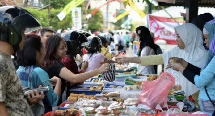 Foto : Pasar Ramadan Tenggarong. (Istimewa)