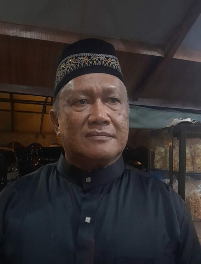 Plt Kepala Dinas Transmigrasi dan Tenaga Kerja (Distransnaker) Kutai Kartanegara, Muhammad Hatta. (Shavira Ramadhanita/RadarKukar)