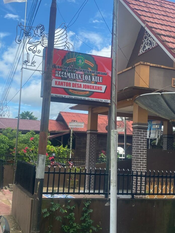 Kantor Desa Jongkang. (Shavira Ramadhanita/RadarKukar)