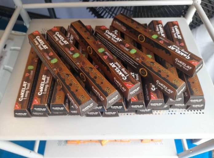 Desa Lung Anai Kembangkan Coklat Mohana. (Shavira Ramadhanita/RadarKukar)