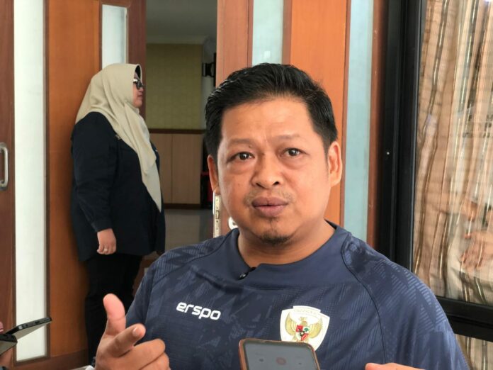 Kadis Dispora, Aji Ali Husni. (Istimewa)