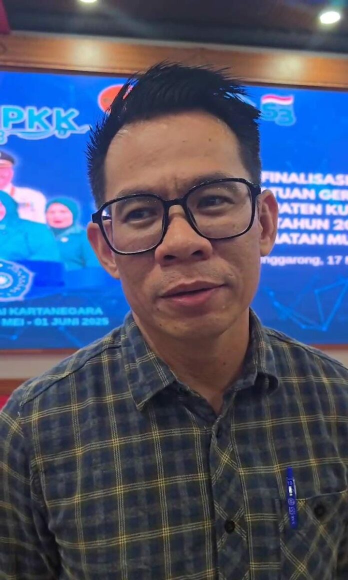 Kabid Pemberdayaan Masyarakat dan Ekonomi Desa DPMD Kukar, Asmiriandi Elfander. (Istimewa)