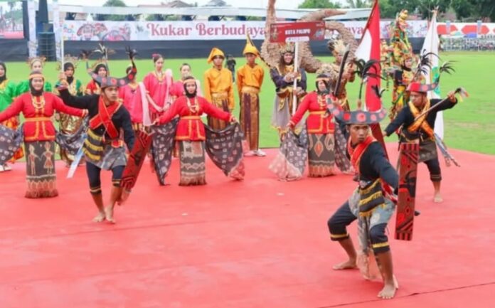 Pertunjukan Pentas Seni Kukar. (Istimewa)