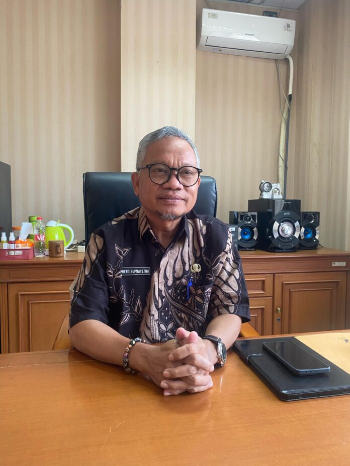 Plt Kadis DP3A Kukar, Hero Suprayetno. (Shavira Ramadhanita/RadarKukar)