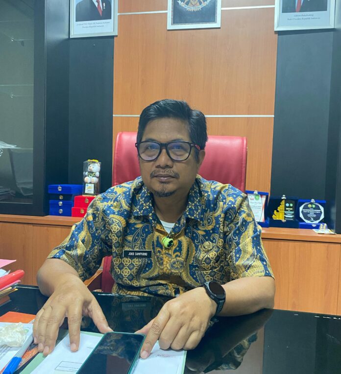 Plt Sekretaris Disdikbud Kukar, Joko Sampurno. (Shavira Ramadhanita/RadarKukar)