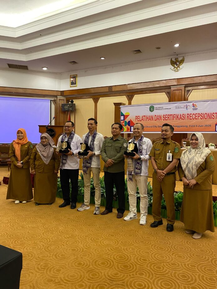 Dinas Pariwisata Kukar Gelar Pelatihan dan Sertifikasi Resepsionis. (Shavira Ramadhanita/RadarKukar)