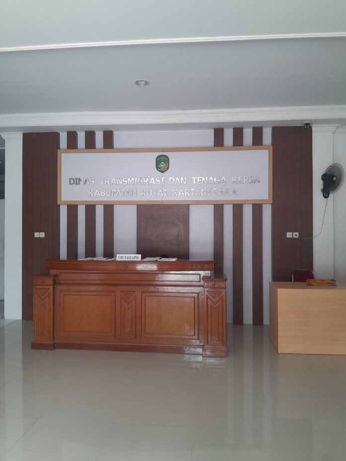 Distransnaker Kukar. (Shavira Ramadhanita/RadarKukar)
