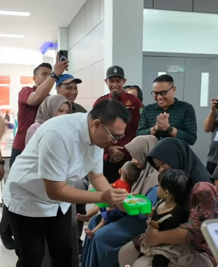 Pemberian Makanan Tambahan (PMT) bergizi gratis untuk balita. (Istimewa)
