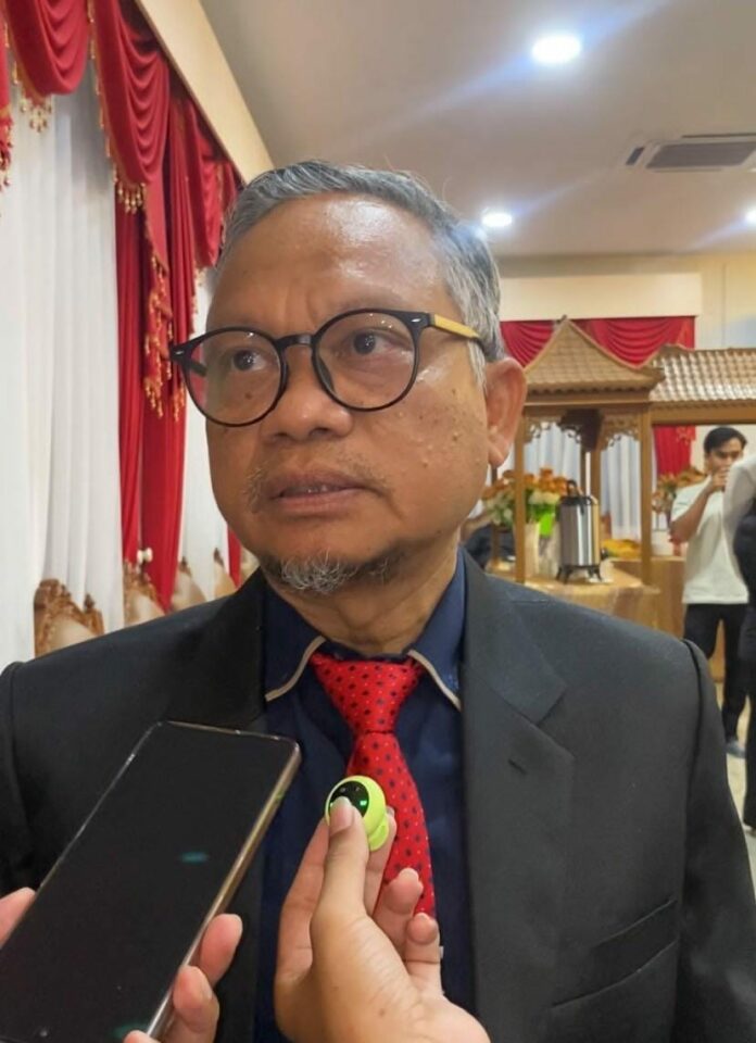 Plt Kepala DP3A Kukar, Hero Suprayetno. (Shavira Ramadhanita/RadarKukar)