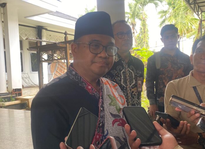 Bupati Kukar, dr Aulia Rahman Basri. (Shavira Ramadhanita/RadarKukar)