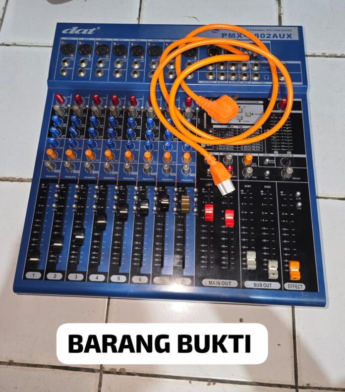 Barang bukti pelaku Pencurian Masjid Sabilal Muttaqin. (Istimewa)