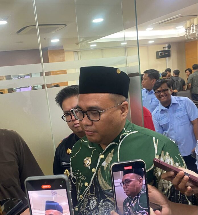 Bupati Kukar, dr Aulia Rahman Basri. (Shavira Ramadhanita/RadarKukar)