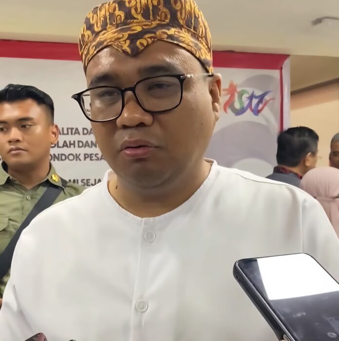 Bupati Kukar, dr Aulia Rahman Basri. (Shavira Ramadhanita/RadarKukar)