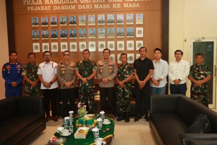 Kapolres Kukar lakukan silaturahmi dengan Dandim 0906/Kukar. (Istimewa)