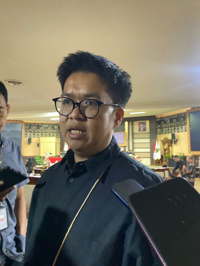 Wakil Bupati Kukar, Rendi Solihin. (Shavira Ramadhanita/RadarKukar)