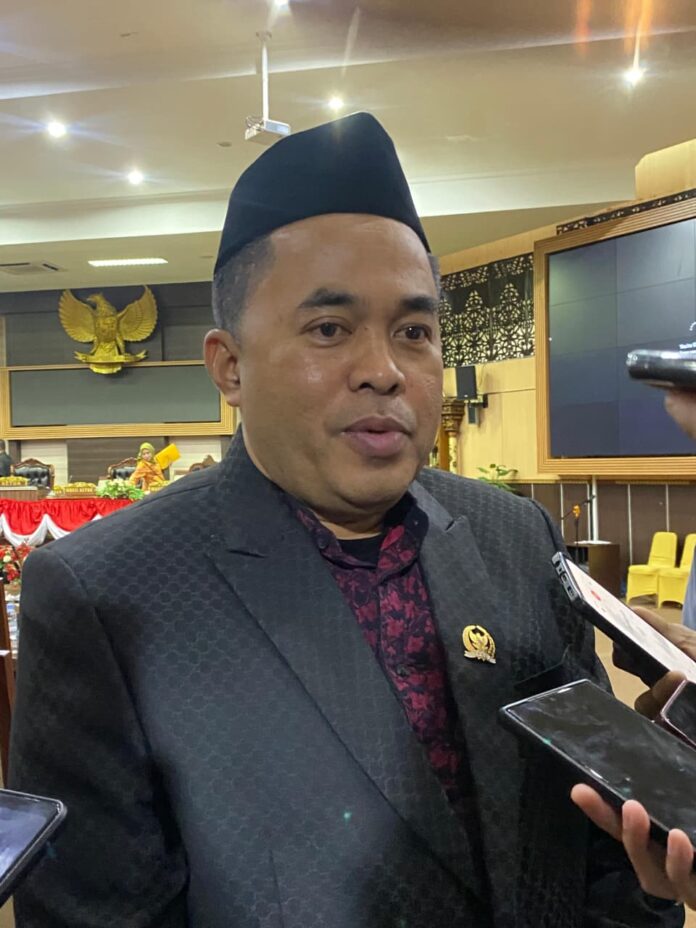 Ketua DPRD Kukar, Ahmad Yani. (Shavira Ramadhanita/RadarKukar)