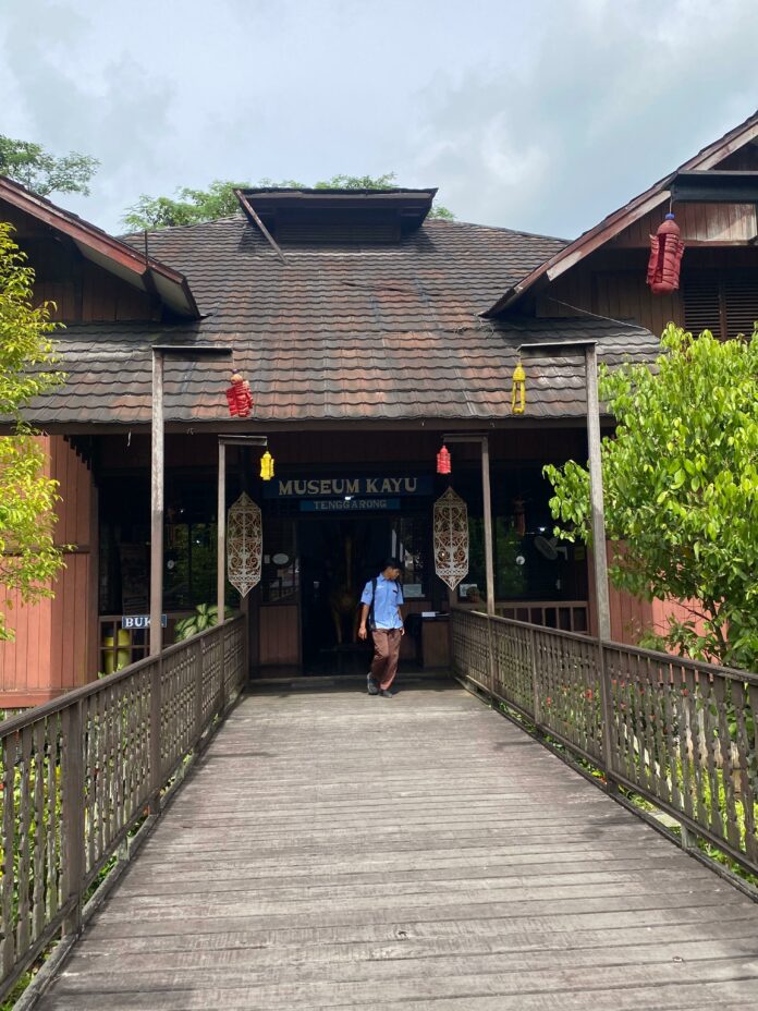 Museum Kayu Tuah Himba. (Shavira Ramadhanita/RadarKukar)