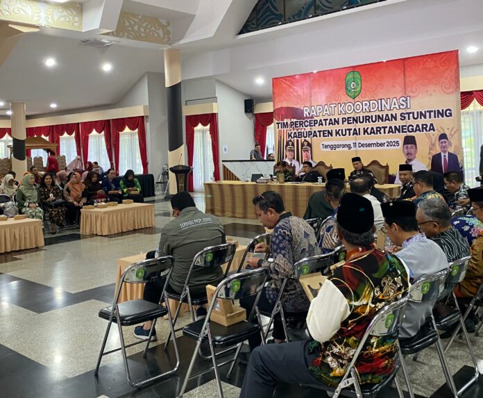 Rakor Tim Percepatan Penurunan Stunting. (Shavira Ramadhanita/RadarKukar)