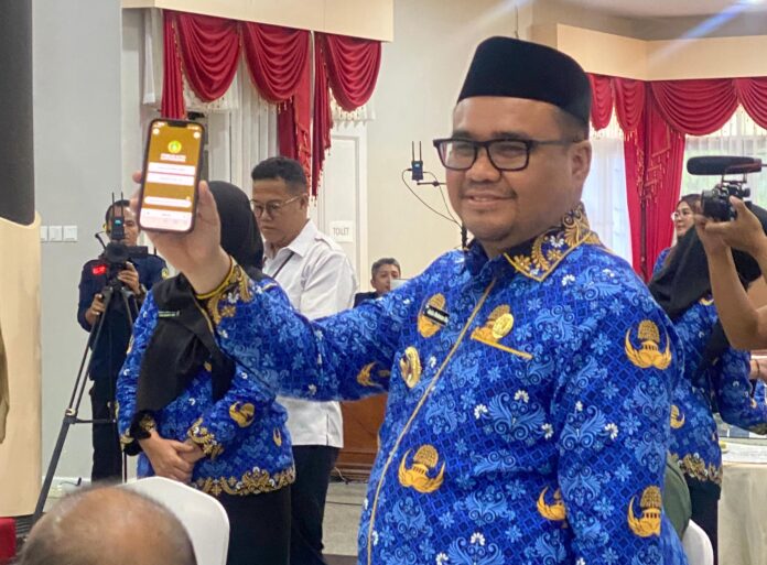 Bupati Kukar, dr Aulia Rahman Basri, luncurkan 
