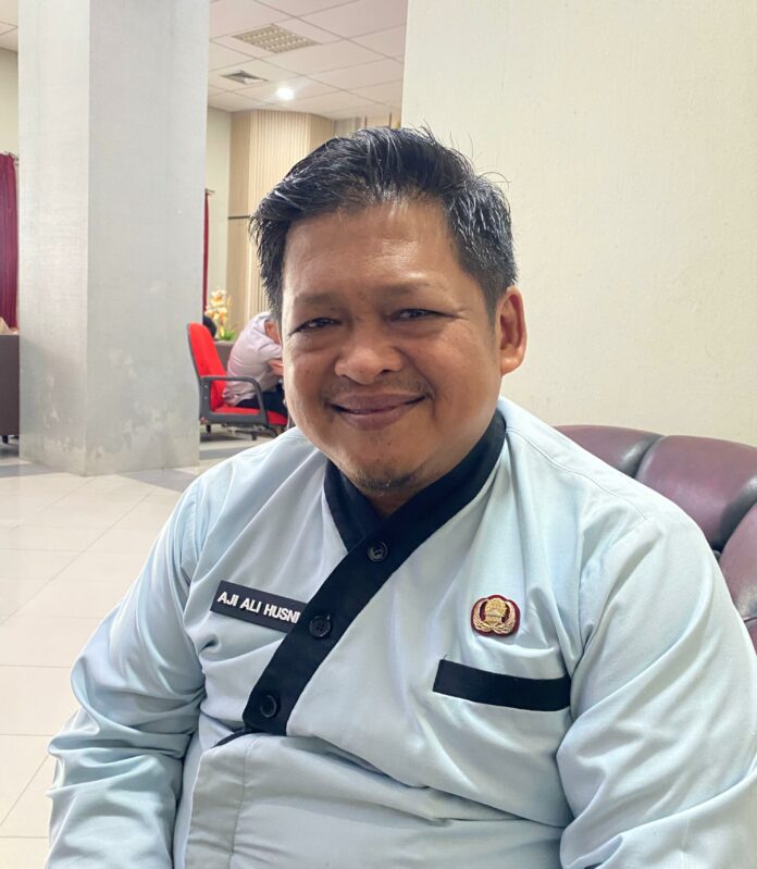 Kepala Dispora Kukar, Aji Ali Husni. (Shavira Ramadhanita/RadarKukar)