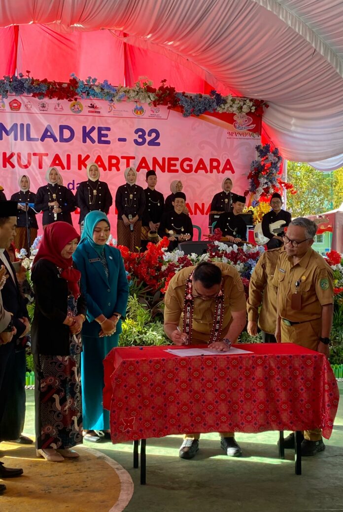 Peresmian Sekolah Ramah Anak (SRA) di MAN 2 Tenggarong. (Shavira Ramadhanita/RadarKukar)
