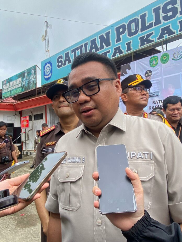 Bupati Kukar, dr Aulia Rahman Basri. (Shavira Ramadhanita/RadarKukar)