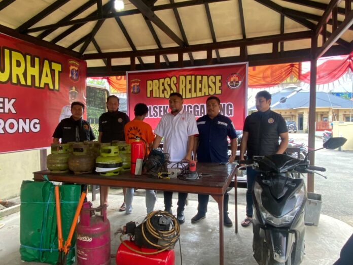 Pengungkapan kasus pembobolan di Tenggarong. (Shavira Ramadhanita/RadarKukar)