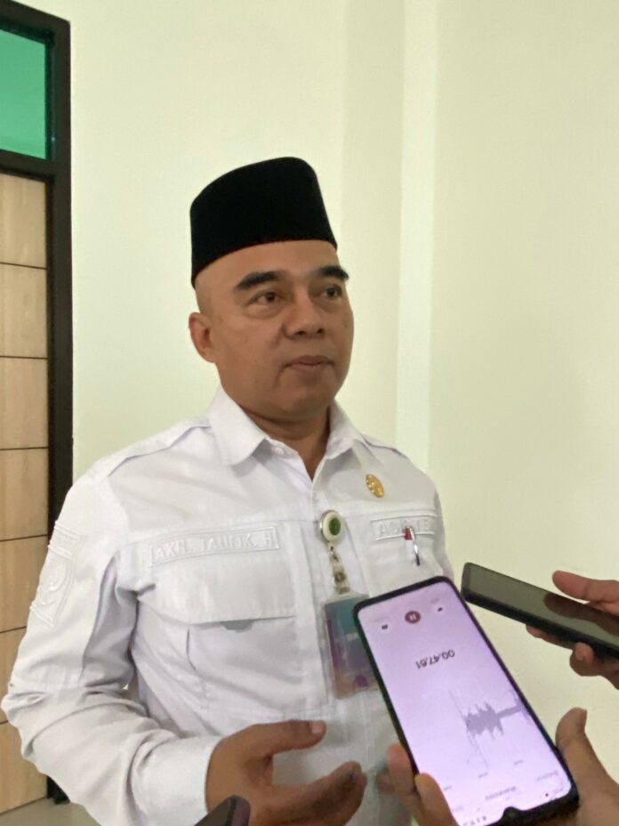 Asisten I Setkab Kukar, Akhmad Taufik Hidayat. (Shavira Ramadhanita/RadarKukar)