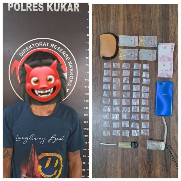 Polres Kukar berhasil amankan pengedar beserta 50 paket sabu-sabu siap edar. (Humas Polres Kukar)