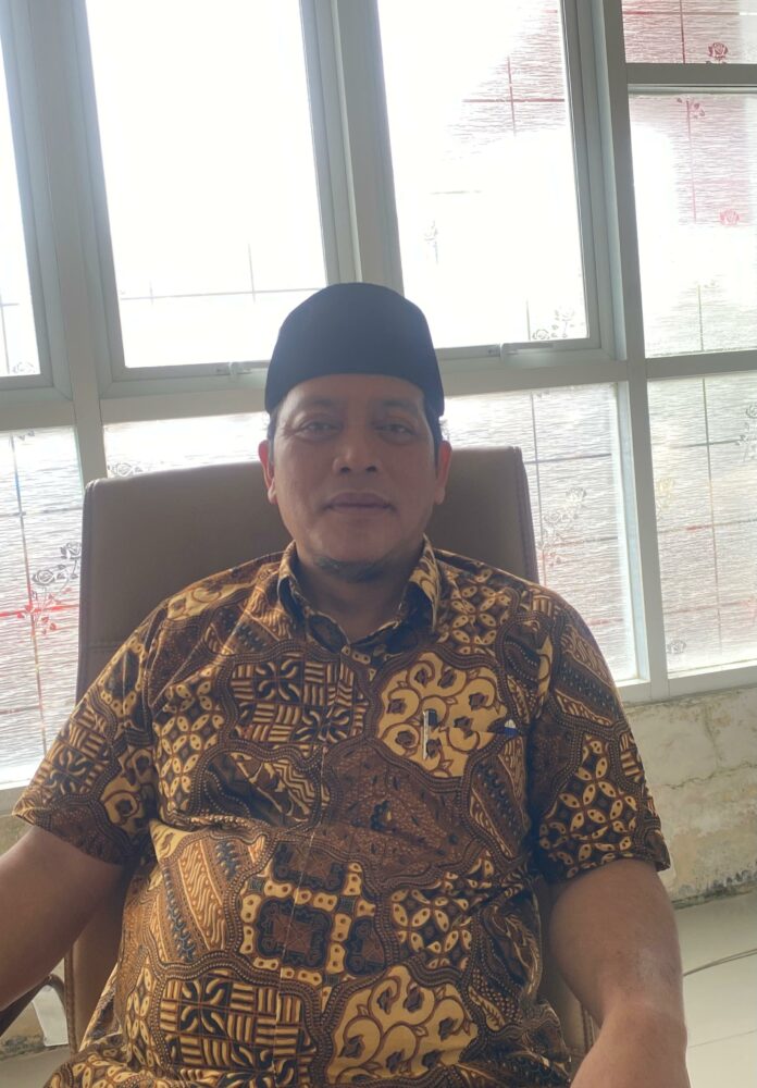 Plt Kepala Disperindag Kukar, Sayyid Fathullah. (Shavira Ramadhanita/RadarKukar)
