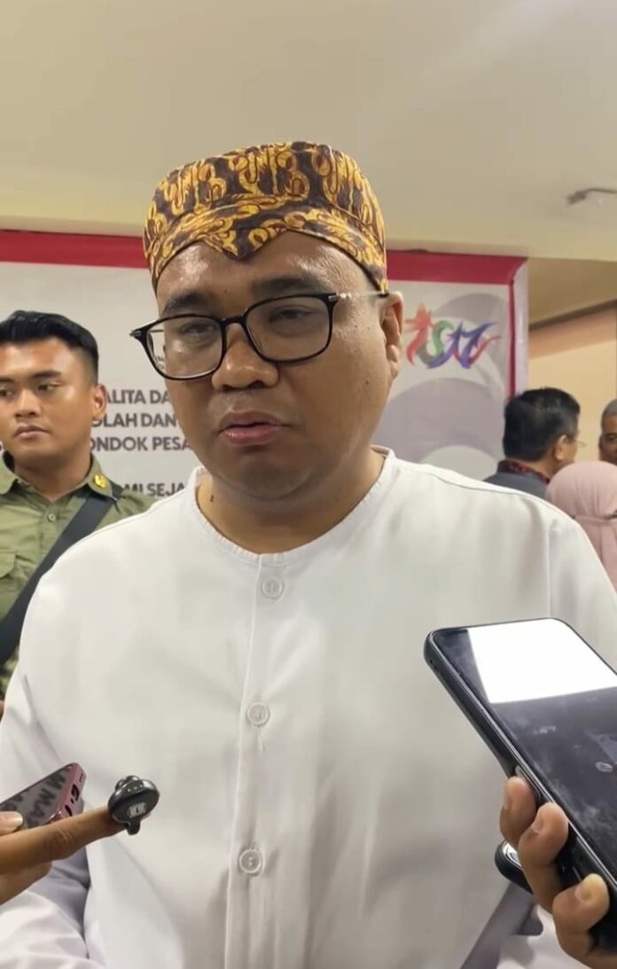 Bupati Kukar, dr Aulia Rahman Basri. (Shavira Ramadhanita/RadarKukar)