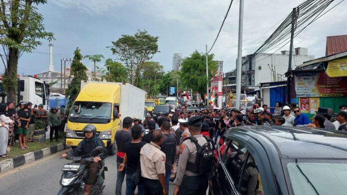 Suasana rekonstruksi kasus pembunuhan di bawah RSKD. (Istimewa)