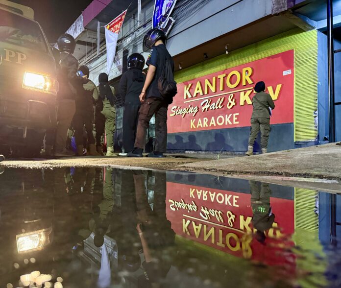 Satpol PP kota menyisir semua THM di kota Samarinda. (Dok MKN)