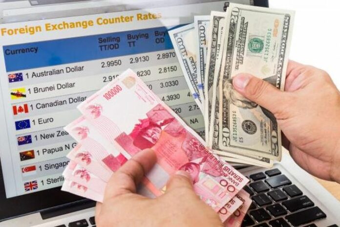 Ilustrasi rupiah dan dolar AS. (Istimewa)