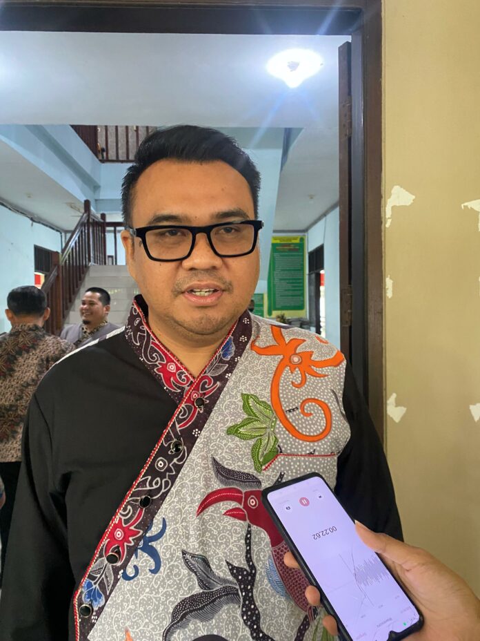 Bupati Kukar, dr Aulia Rahman Basri. (Shavira Ramadhanita/RadarKukar)