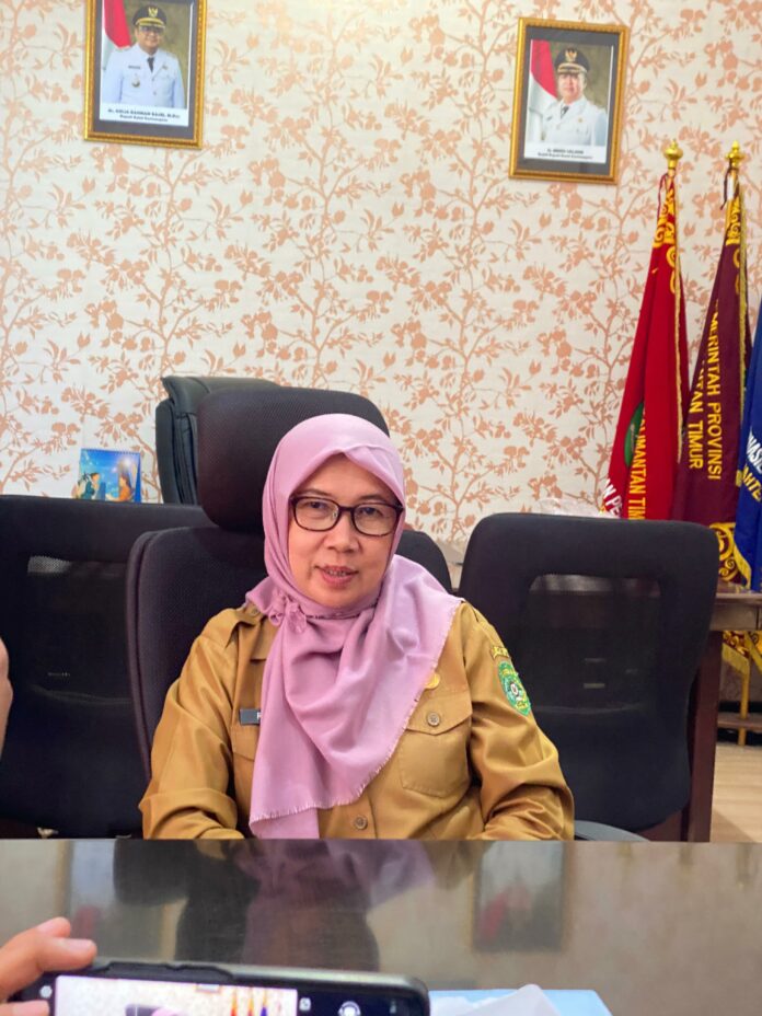 Kepala Dinas Sosial Kukar, Rinda Desianti. (Shavira Ramadhanita/RadarKukar)