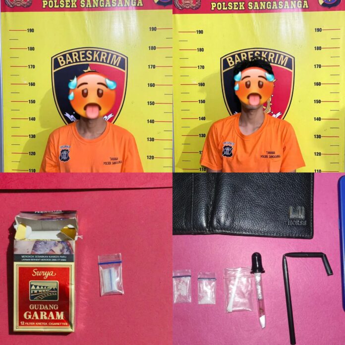 Tersangka beserta barang bukti paket sabu-sabu yang berhasil diamankan Polsek Sangasanga. (Istimewa)