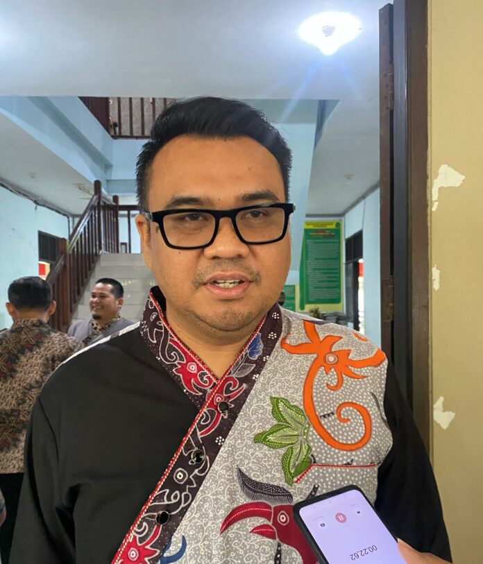 Bupati Kukar, dr Aulia Rahman Basri. (Shavira Ramadhanita/RadarKukar)